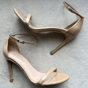 Stuart Weitzman Nudistsong Nude Adobe Patent Leather Sandal Women 6 Ankle Strap